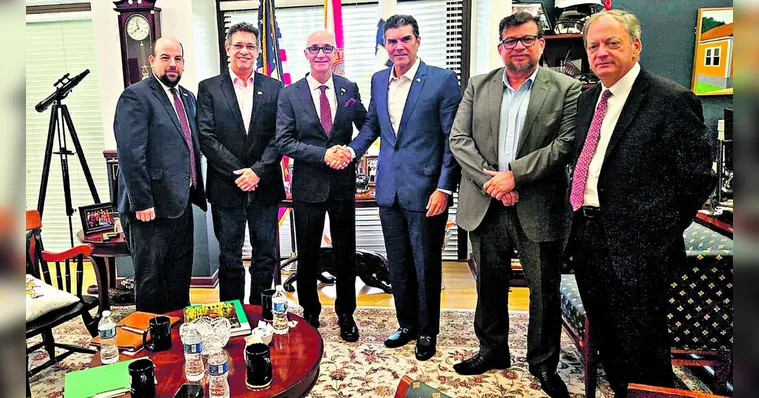 Imagem ilustrativa da notícia Helder discute parcerias com Universidade da Flórida