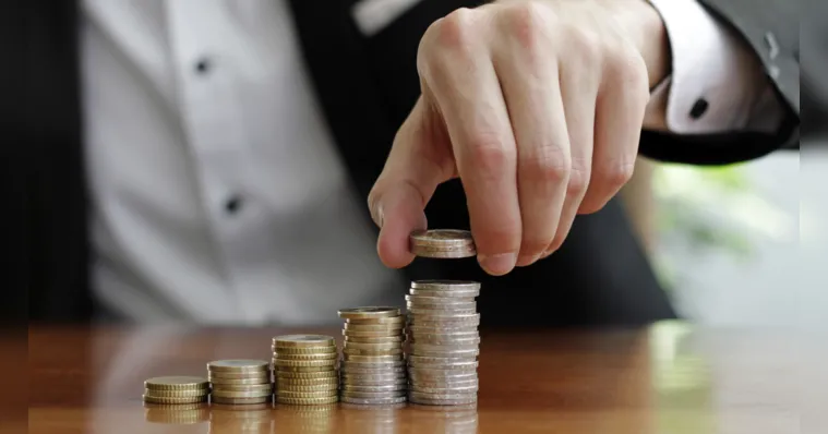 Imagem ilustrativa da notícia Veja no que vale a pena investir com a queda da Taxa Selic