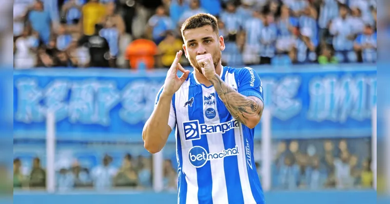 Imagem ilustrativa da notícia Paysandu: mister Copa Verde, João Vieira dedica gol ao filho