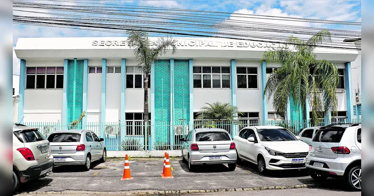 Imagem ilustrativa da notícia Alunos com deficiência ficam sem acompanhantes em Ananindeua