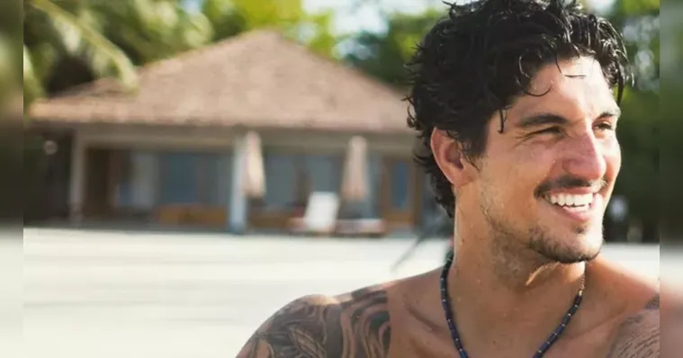 Imagem ilustrativa da notícia Gabriel Medina vai a Paris e vive harmonia com a família