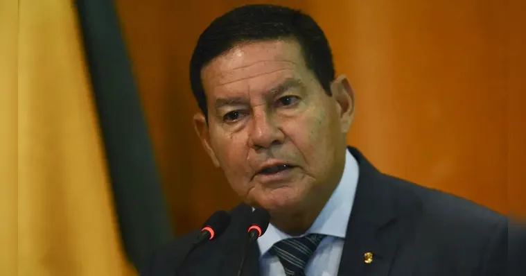 Imagem ilustrativa da notícia PGR pode investigar Mourão por defender golpe de 64