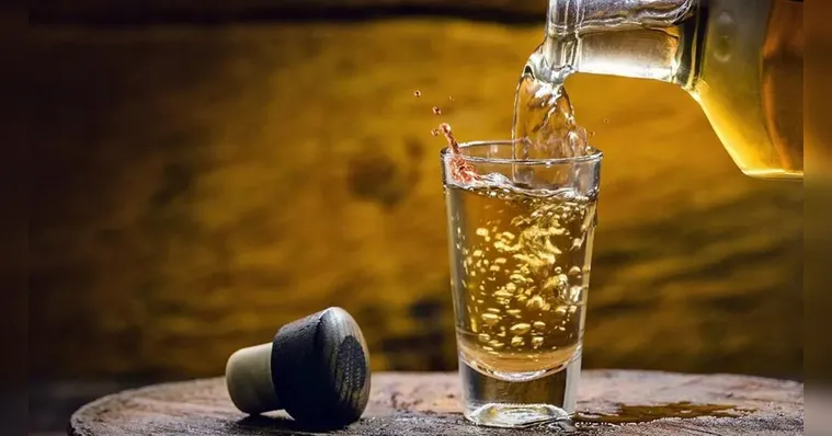Imagem ilustrativa da notícia Sefa apreende mais de 10 mil garrafas de cachaça no Pará