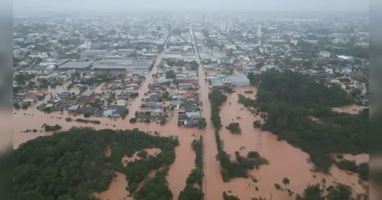 Imagem ilustrativa da notícia Mortes no RS chegam a 55 e governo fala em "Plano Marshall"