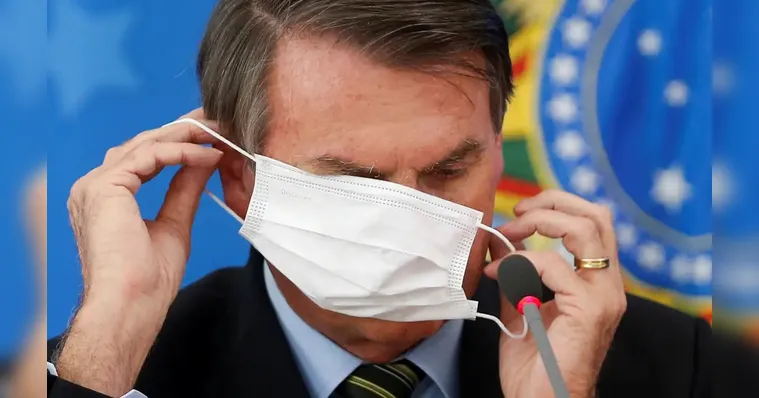 Imagem ilustrativa da notícia Saiba tudo sobre a fraude no cartão de vacina de Bolsonaro