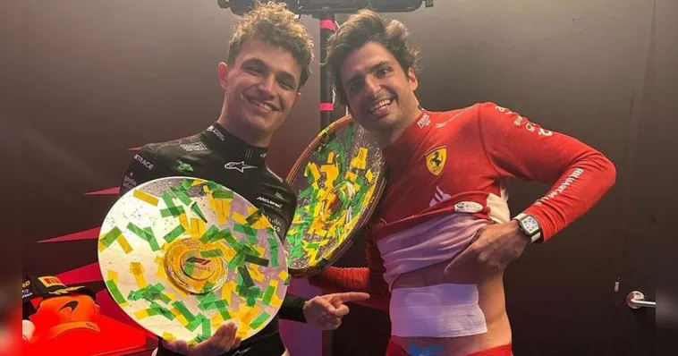 Imagem ilustrativa da notícia Carlos Sainz, da Ferrari, vence na Austrália após cirurgia