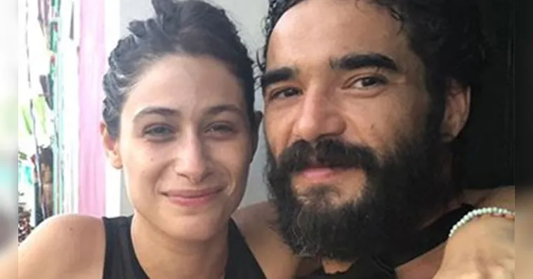 Imagem ilustrativa da notícia Caio Blat comenta beijos da esposa com filho de Cássia Eller