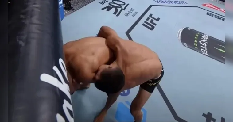 Imagem ilustrativa da notícia Lutador paraense é demitido do UFC por morder adversário