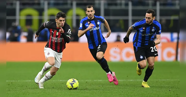 Imagem ilustrativa da notícia Milan, Internazionale e Benfica: veja onde assistir ao vivo