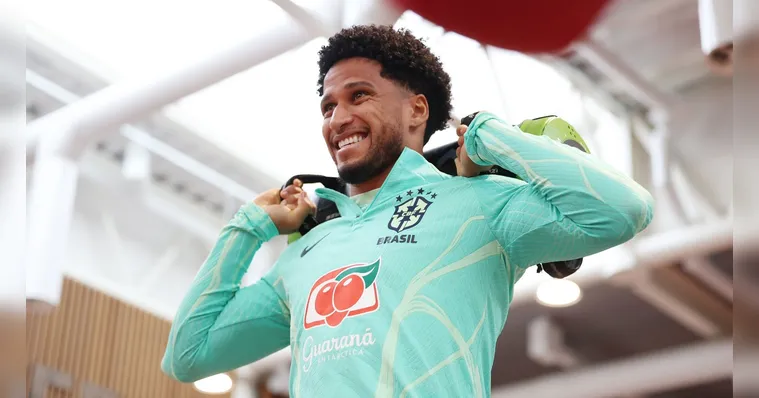 Imagem ilustrativa da notícia Murilo realiza sonho do pai ao usar Black Power na Seleção