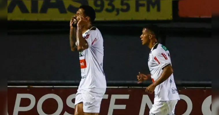 Imagem ilustrativa da notícia Quem é o atacante que marcou 3 gols na estreia do Athletic?