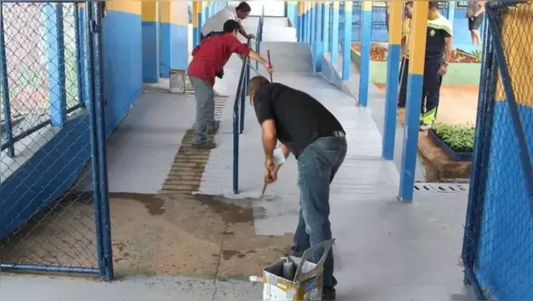 Imagem ilustrativa da notícia Governo promete retomar obras de educação paralisadas