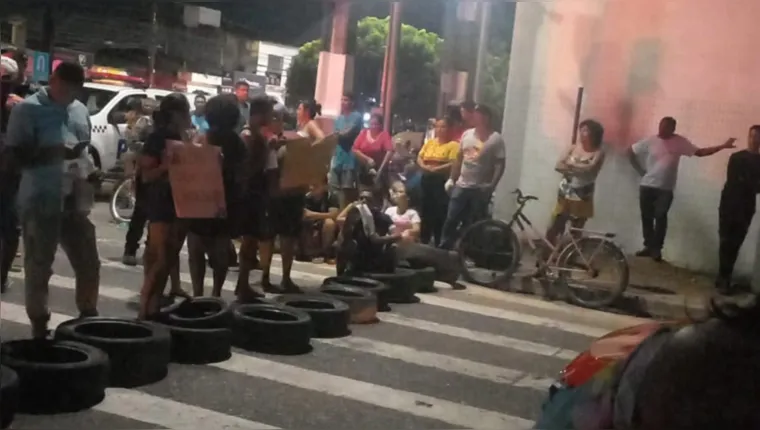 Imagem ilustrativa da notícia Av. Independência é fechada em protesto após morte