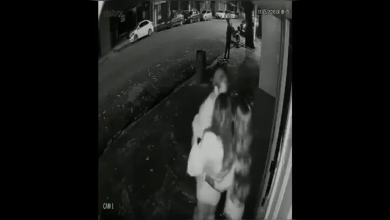Imagem ilustrativa da notícia Vídeo: Jovem denuncia importunação sexual em bar de Belém