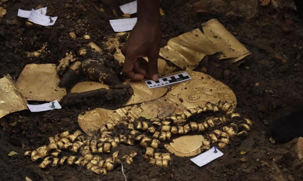 An ancient tomb filled with gold was found in Panama • DOL