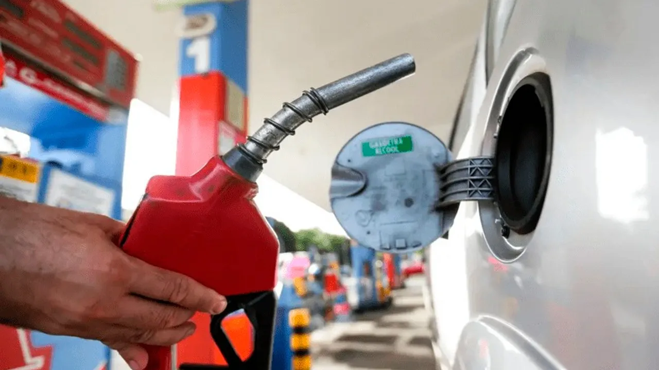 Gasolina será vendida a R$ 3,00 no próximo sábado (25)