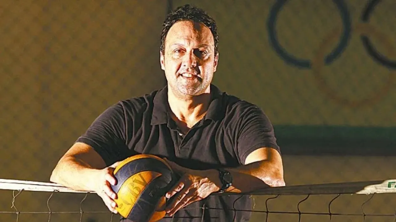Pampa, campeão olímpico com a seleção brasileira masculina de vôlei nos Jogos de Barcelona