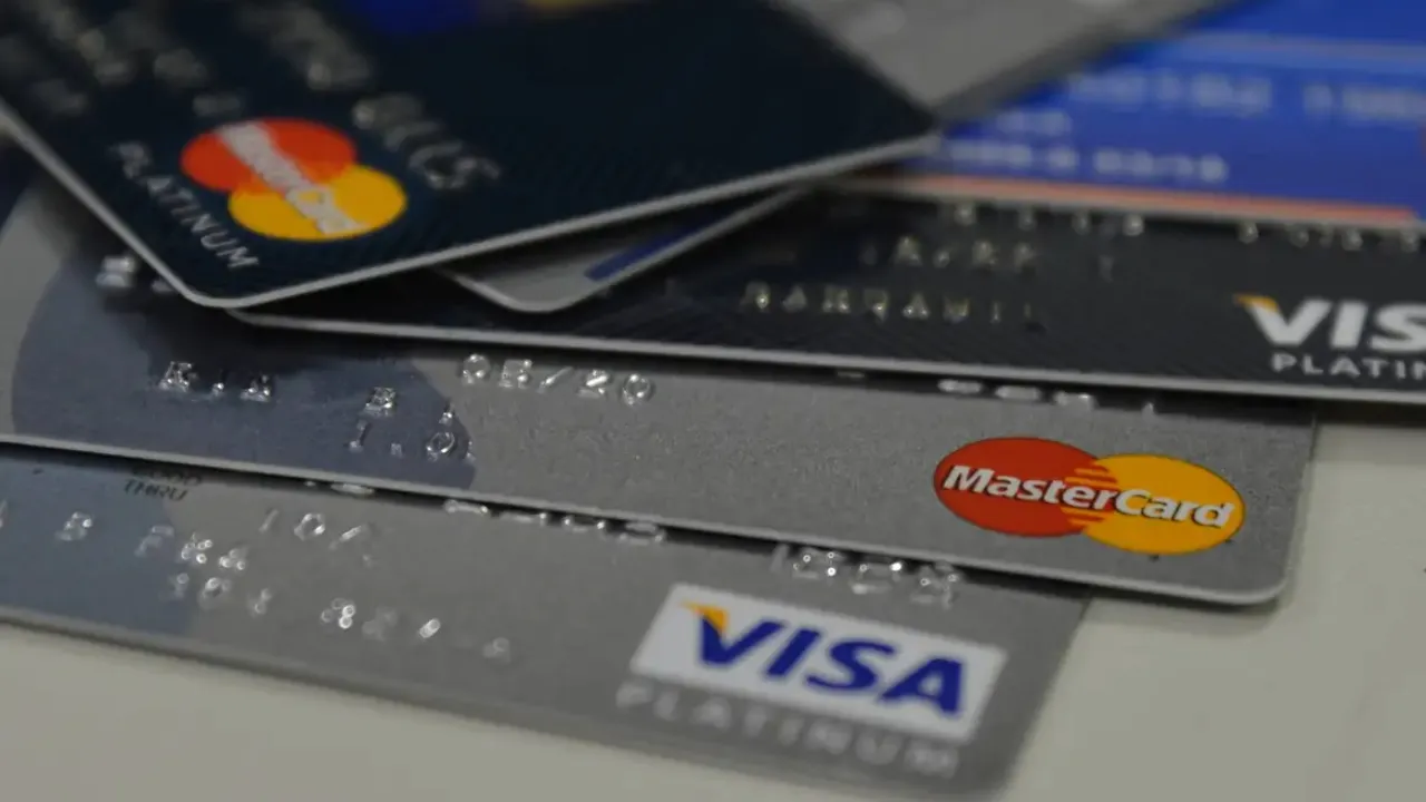 Portabilidade de saldo devedor dos cartões de crédito passa a valer a partir deste 1º de julho