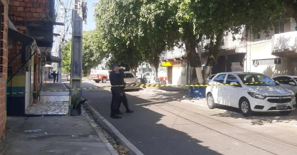 Um granada foi localizada na manhã desta quinta-feira (01), no bairro do Telégrafo, em Belém.