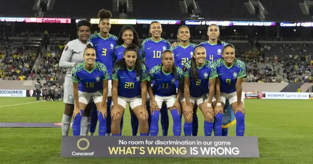 Seleção feminina de futebol entra em campo nesta quinta-feira (25).