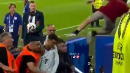 Ação rápida de segurança evitou que Cristiano Ronaldo fosse atingido por um torcedor após jogo de Portugal na Eurocopa.