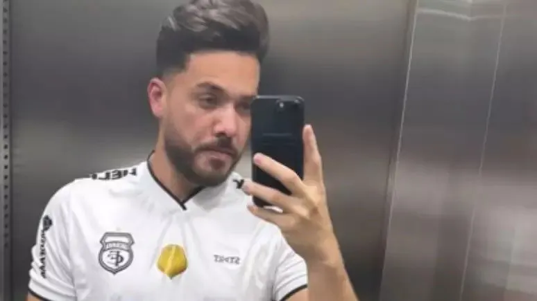 Wesley Safadão já postou fotos com a camisa de clube paraibano, que está disputando a Série D.