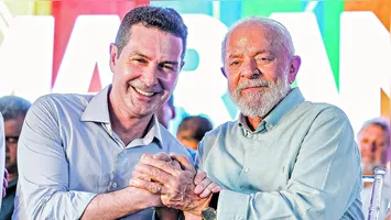 O ministro Jader Filho tem entregado várias unidades nos últimos dias, ao lado do presidente Lula