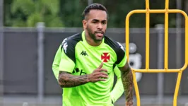 Alex Texeira volta com Coutinho e Souza