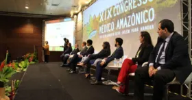 Registro da abertura do O XIX Congresso Médico Amazônico.