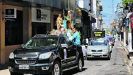 Carreata percorreu ruas do centro comercial.