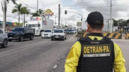 Agentes de fiscalização realizam a Operação Corpus Christi.