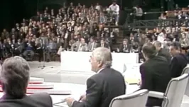 Os estúdios da Band foram montados para receber presidenciáveis de 1989. Assim começavam os debates na televisão brasileira.