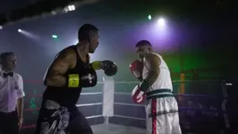 João Vicente de Castro faz sua primeira luta de boxe