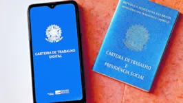 A Carteira de Trabalho ganhou formato digital que, desde 2019, substitui a versão física do documento