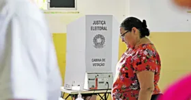 Vários candidatos e partidos se movimentam para a eleição do próximo mês de outubro