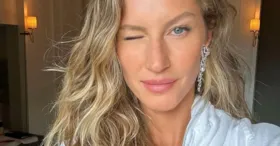 Gisele esbanja beleza aos 44 anos.