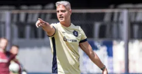 O técnico Rodrigo Santana cobra mais poder de decisão do seu time para vencer