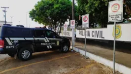 A mãe da adolescente denunciou o caso a Polícia Civil