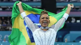 Rebeca Andrade leva o Brasil para o mundo no esporte, assim como Ayrton Senna e outros esportistas brasileiros