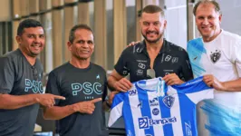 Sandro sempre visita o Paysandu quando tem a oportunidade