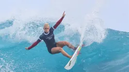 Brasileira avança e aumenta as chances de medalha para o Brasil no surfe