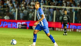 Val Soares comemora gol e acredita que o Paysandu pode conseguir pontos fora de casa