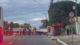 Manifestação deixa trânsito lento na Almirante