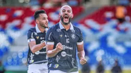 Ytalo marcou o gol que garantiu o acesso do Leão Azul