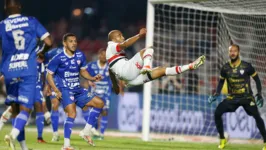 Axel Lopes, goleiro do Águia, foi o grande destaque da derrota para o São Paulo, na última quinta-feira (23), em São Paulo.