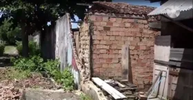 Moradores já tinham denunciado o abandono do espaço, mas a prefeitura não tomou providências. Local que deveria oferecer atividades esportivas e culturais para a população do município está com as obras de reforma paradas desde 2022 por falta de pagamento.