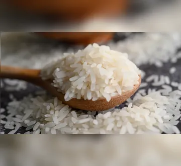 Imagem ilustrativa da imagem Governo Lula zera tarifa de importação de arroz até dezembro