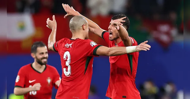 Imagem ilustrativa da notícia Portugal marca nos fim e vence na estreia da Euro 2024