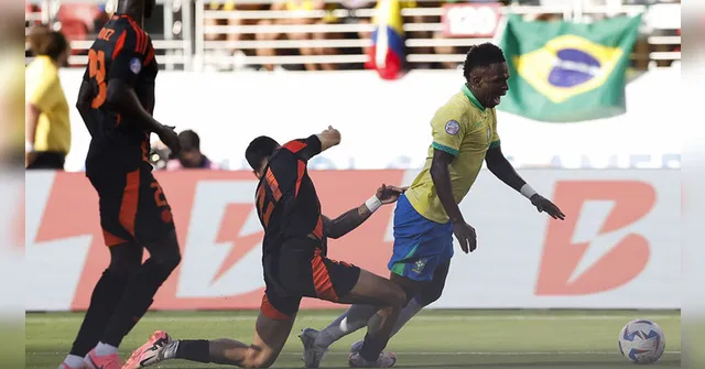 Imagem ilustrativa da notícia Conmebol admite erro em pênalti não marcado ao Brasil