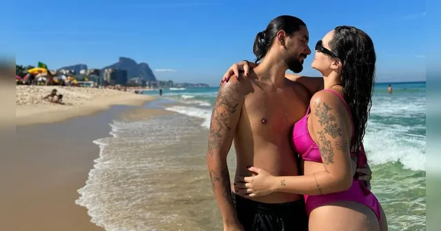 Imagem ilustrativa da notícia De biquíni, filha de Kelly Key posta foto ao lado do amado